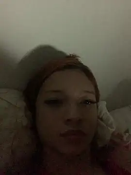 Angellmel online show from April 2026 10:49:02 PM