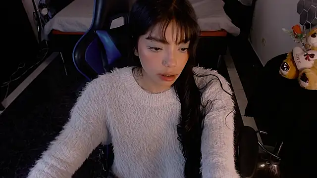 Melisa27  online show from April 2026 10:28:02 PM