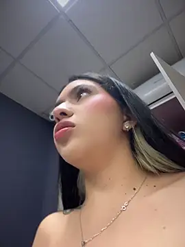 Snapshot of LolliePopsXXX chatting on July 2026 01:02:01 PM LolliePopsXXX online show from July 2026 01:02:01 PM