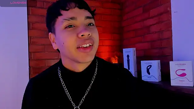 Lee Colee online show from April 2026 11:49:02 AM