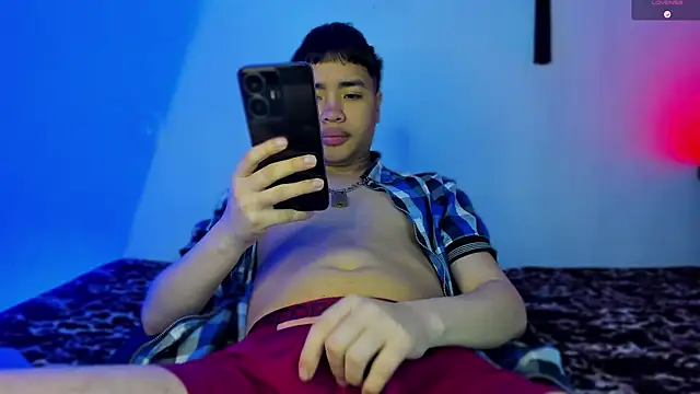 Lee Colee online show from March 2026 11:53:01 PM