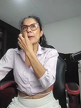 Antonella Rizzo01 online show from May 2026 06:02:02 PM