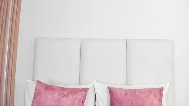 lilly williamss online show from May 2026 03:36:02 AM