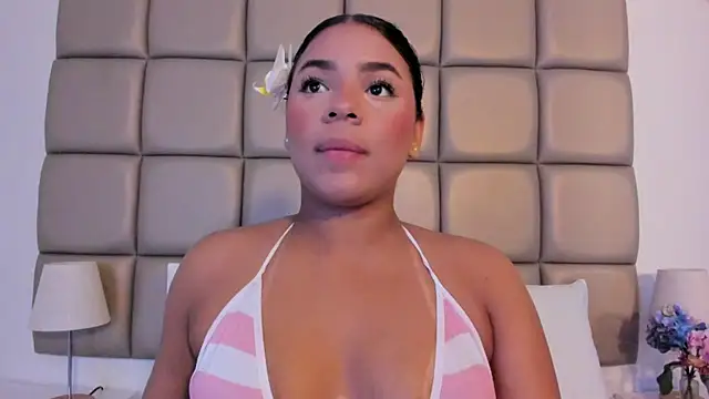 lilly williamss online show from May 2026 03:48:01 AM