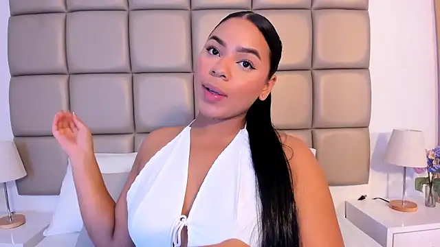 lilly williamss online show from April 2026 09:50:01 PM