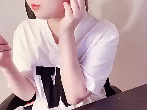 hunhun122 online show from March 2026 05:33:01 PM