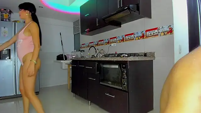 Fox couplee69 online show from March 2026 07:28:01 AM