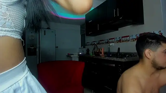 Fox couplee69 online show from March 2026 07:33:02 AM