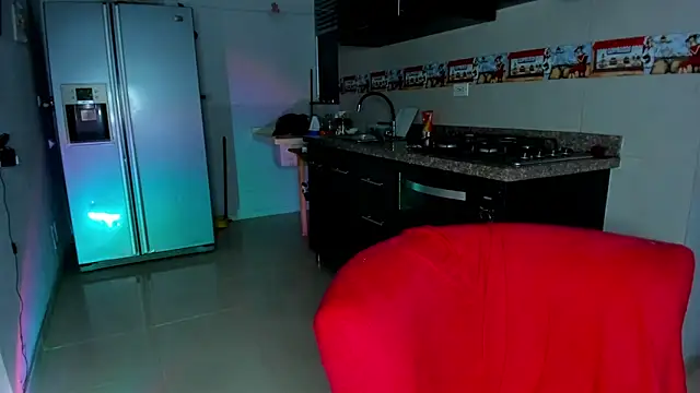 Fox couplee69 online show from April 2026 06:28:01 AM