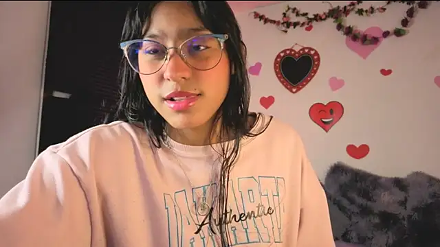 PaulaCutexs online show from March 2026 05:51:01 AM