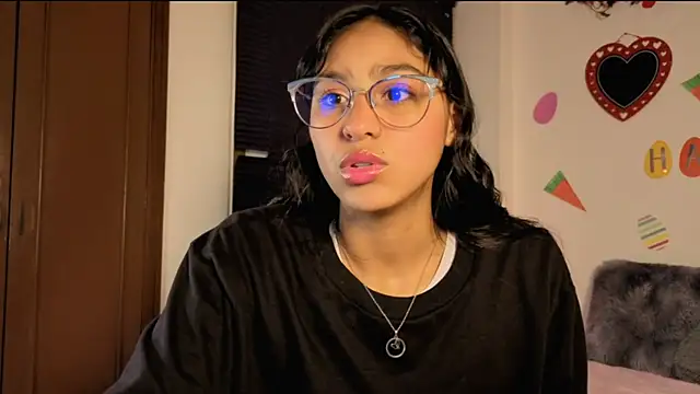 PaulaCutexs online show from April 2026 03:13:02 AM