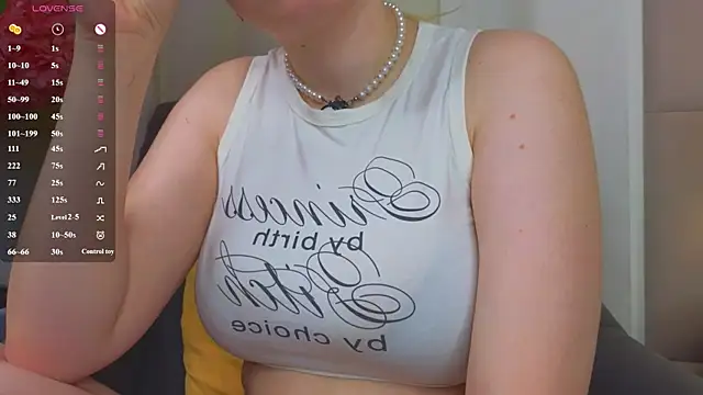 Snapshot of Boobinary chatting on June 2026 01:33:02 AM Boobinary online show from June 2026 01:33:02 AM