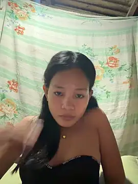 Snapshot of chinny1112 chatting on May 2026 02:36:01 PM chinny1112 online show from May 2026 02:36:01 PM