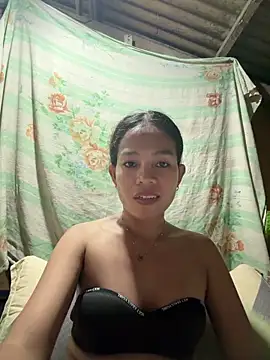 Snapshot of chinny1112 chatting on June 2026 03:13:01 PM chinny1112 online show from June 2026 03:13:01 PM
