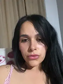 leila moretti online show from April 2026 04:08:01 AM