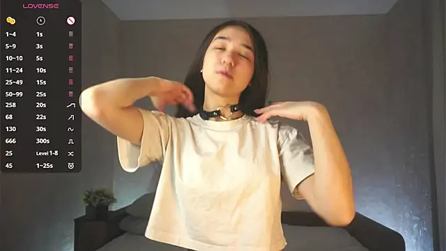 CherrylLlams online show from March 2026 05:18:01 PM