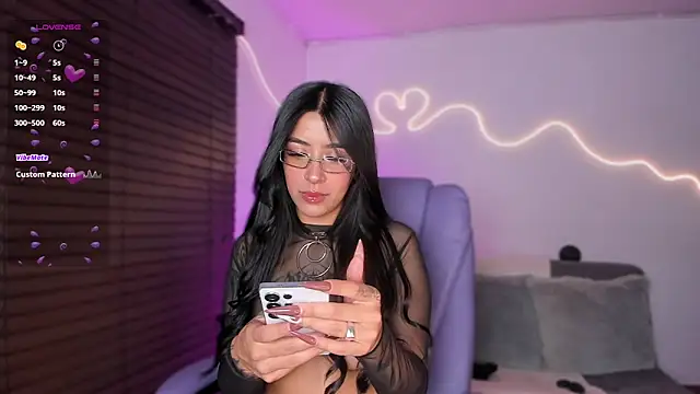Snapshot of keily_xoxo_ chatting on May 2026 05:15:02 AM keily xoxo online show from May 2026 05:15:02 AM