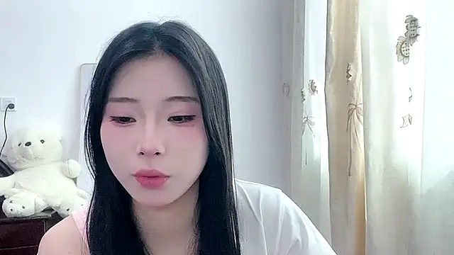 yiyibaby2026 online show from April 2026 02:18:01 AM