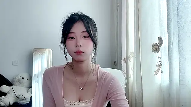 yiyibaby2026 online show from April 2026 02:36:02 AM