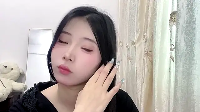 yiyibaby2026 online show from April 2026 02:29:01 AM