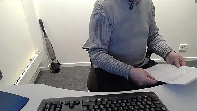 Buggemann online show from April 2026 04:25:01 AM