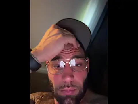 Snapshot of Tattedjefe chatting on June 2026 02:17:02 PM Tattedjefe online show from June 2026 02:17:02 PM
