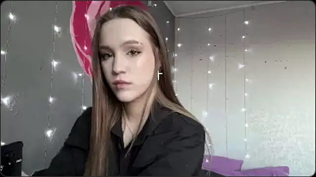 AnnaWasp online show from March 2026 05:14:02 AM