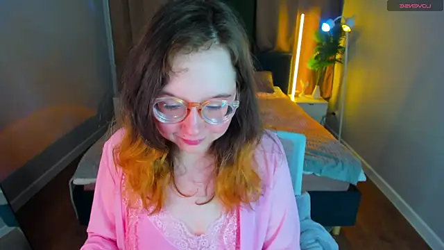 Aleks-caster online show from June 2026 05:28:02 PM