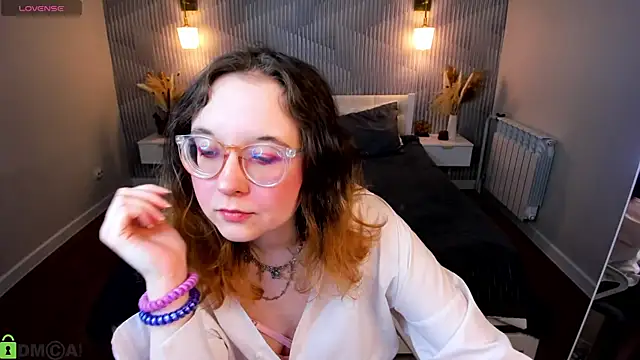 Aleks-caster online show from April 2026 09:05:01 AM