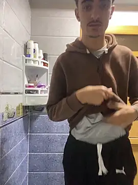 Achrafsad9i online show from April 2026 08:46:02 PM