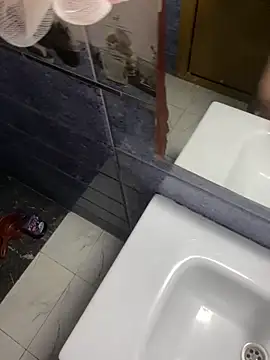 Achrafsad9i online show from March 2026 06:04:02 AM