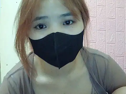 VyVy18 online show from March 2026 01:23:02 PM