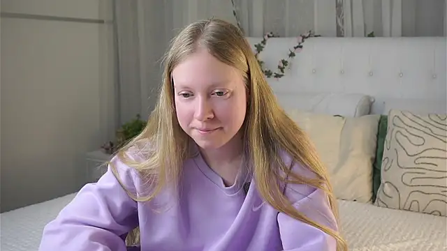 LashandaDevoto online show from March 2026 12:29:01 PM