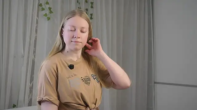 LashandaDevoto online show from March 2026 11:33:02 AM