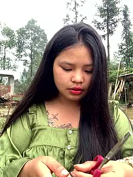 Snapshot of Motminhthoi chatting on May 2026 02:46:01 AM Motminhthoi online show from May 2026 02:46:01 AM