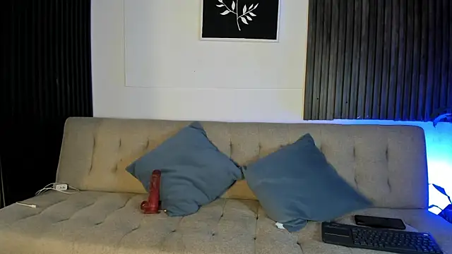 Safiro Evans online show from April 2026 02:31:01 PM