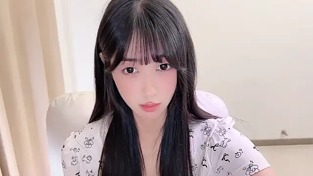 Snapshot of xiaooyee chatting on May 2026 01:25:02 PM xiaooyee online show from May 2026 01:25:02 PM