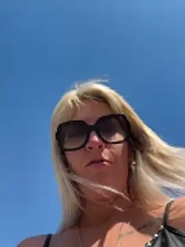AtomBlondy online show from May 2026 06:50:02 AM