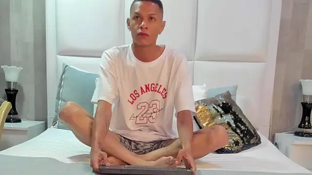 Snapshot of TadeoFostter chatting on March 2026 11:28:02 AM TadeoFostter online show from March 2026 11:28:02 AM