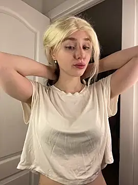 KittiLin online show from April 2026 09:39:33 PM