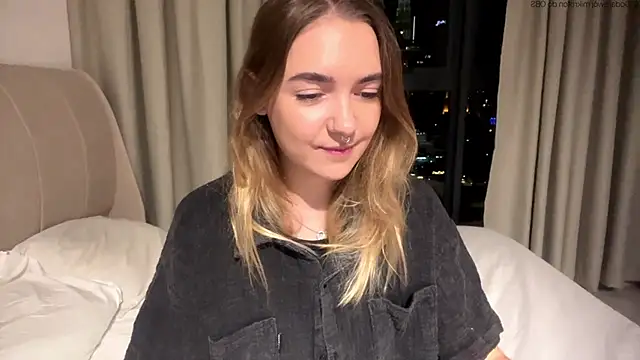 RoxyWet online show from May 2026 02:25:01 PM