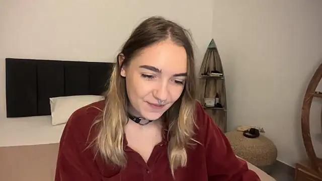 RoxyWet online show from April 2026 01:23:02 PM