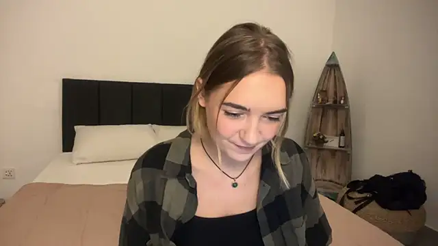 RoxyWet online show from April 2026 01:34:01 PM