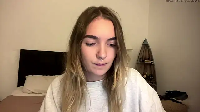 RoxyWet online show from April 2026 02:21:01 PM