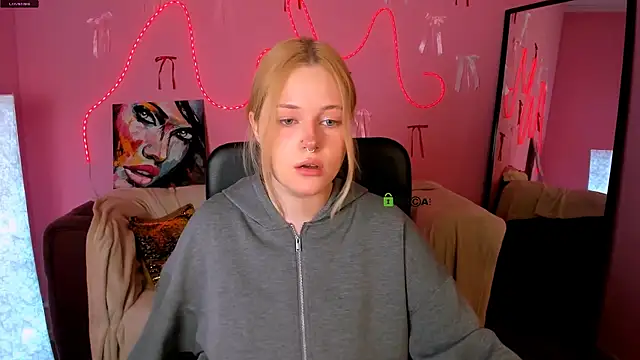 trixy melison online show from April 2026 09:16:02 AM