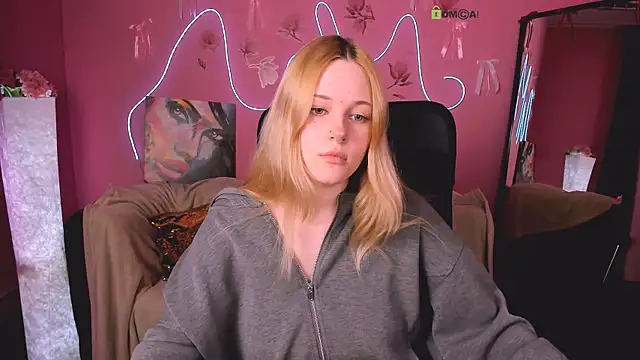 trixy melison online show from April 2026 10:16:01 AM