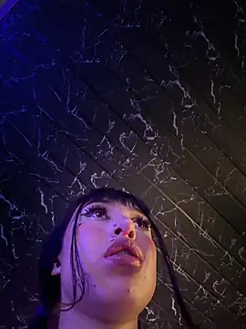 Meyvee LS online show from March 2026 07:40:01 PM