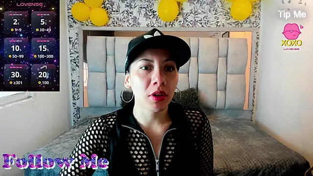 Snapshot of Abril_Fox__ chatting on June 2026 12:13:02 PM Abril Fox online show from June 2026 12:13:02 PM