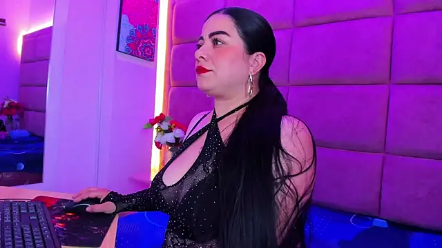 Emilyy Moon  online show from June 2026 02:56:01 AM