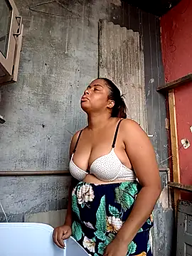 Snapshot of gatinha20257 chatting on April 2026 04:26:01 PM gatinha20257 online show from April 2026 04:26:01 PM